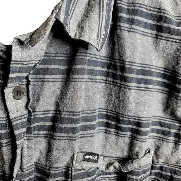 Hurley Lightweight Striped Button Down Shirt. Perfect! - Picture 3 of 6